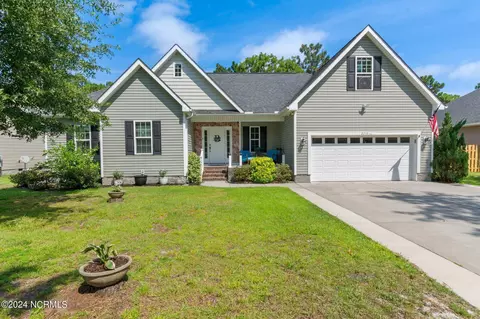 2210 Wilmington Rd, Southport, NC 28461