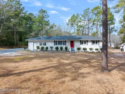 Exterior - 107 Pee Dee Rd, Aberdeen, NC 28315 photo 8 of 18