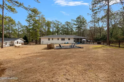 Exterior - 107 Pee Dee Rd, Aberdeen, NC 28315 photo 16 of 18