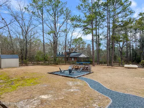 Exterior - 107 Pee Dee Rd, Aberdeen, NC 28315 photo 5 of 18