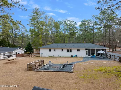 Exterior - 107 Pee Dee Rd, Aberdeen, NC 28315 photo 4 of 18