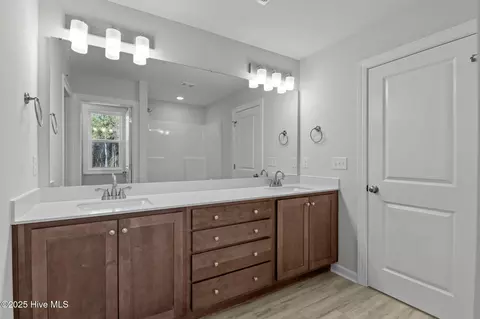 Bath - 9154 Phoenix Ct, Middlesex, NC 27557 photo 1 of 7