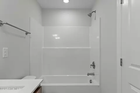 Bath - 9154 Phoenix Ct, Middlesex, NC 27557 photo 5 of 7