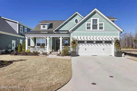 3358 Island Lakes Dr, Bolivia, NC 28422