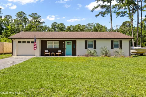 5826 Michelle Dr, Wilmington, NC 28403