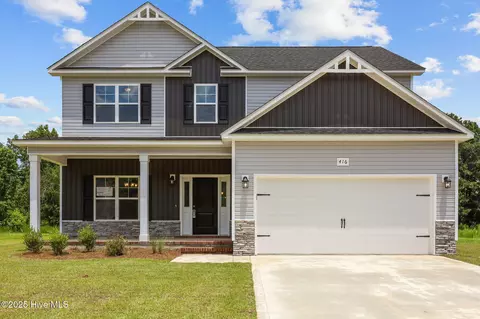 416 Windermere Rd, Hubert, NC 28539