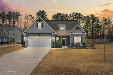 841 Warwick Ln, Carthage, NC 28327