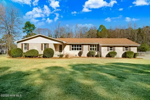 123 Wheeler Dr, Goldsboro, NC 27530