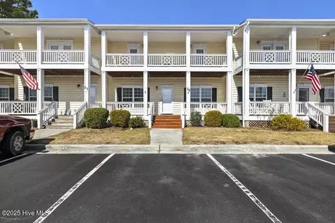 25 Outrigger Dr, Swansboro, NC 28584