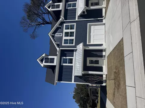 113 Seagate Pl, Wilmington, NC 28403