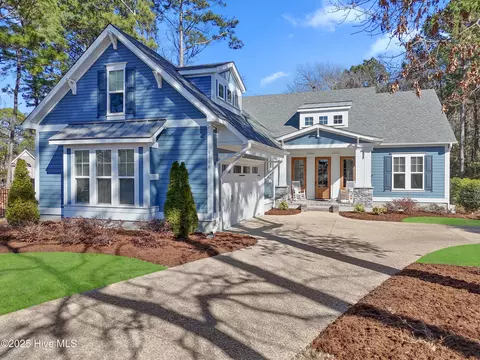 4306 Shelter Cv SE, Southport, NC 28461