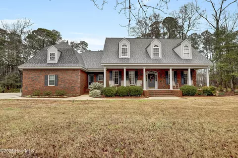 232 Creedmoor Rd, Jacksonville, NC 28546