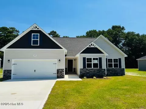 167 Vista Cay Dr, Hubert, NC 28539