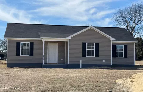 2502 Pecan Dr, Tarboro, NC 27886