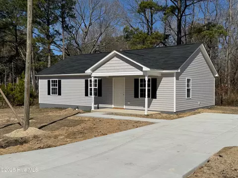 2405 Parker St, Tarboro, NC 27886