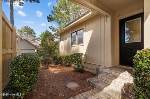 80 Lake Point Dr, Pinehurst, NC 28374 photo 5