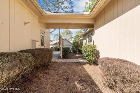 80 Lake Point Dr, Pinehurst, NC 28374 photo 8