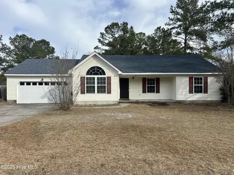 125 Millwood Dr, Vanceboro, NC 28586