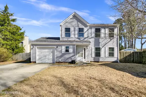 5303 Curlew Dr, Wilmington, NC 28409