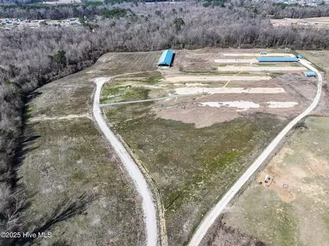 117 Peewee Murphy Ln, Richlands, NC 28574 photo 5