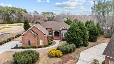 106 Tanglewood Ct, New Bern, NC 28562