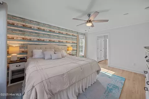 Bedroom - 129 Pebble Beach Dr, Hampstead, NC 28443 photo 2 of 11