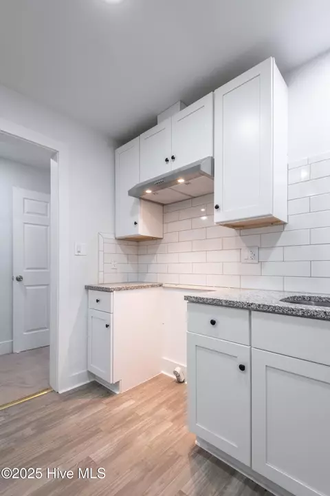 Kitchen - 620 St David St, Grifton, NC 28530 photo 4 of 4