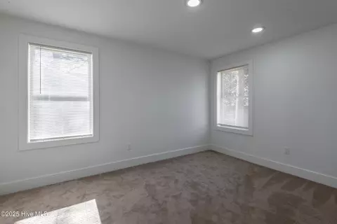 Bedroom - 620 St David St, Grifton, NC 28530 photo 5 of 6