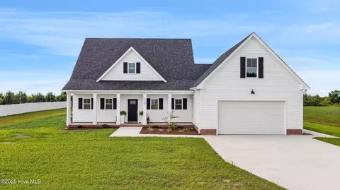 128 Hannah Dr, Elizabeth City, NC 27909