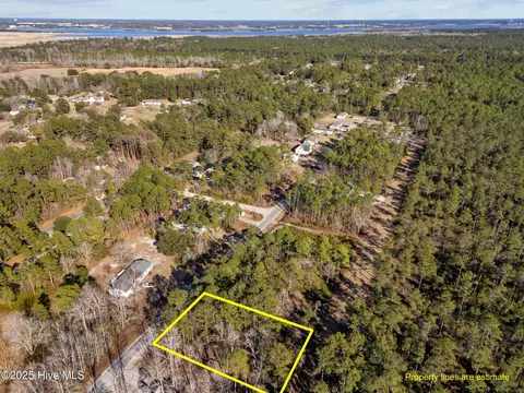 9115 Southern Blvd SE, Winnabow, NC 28479