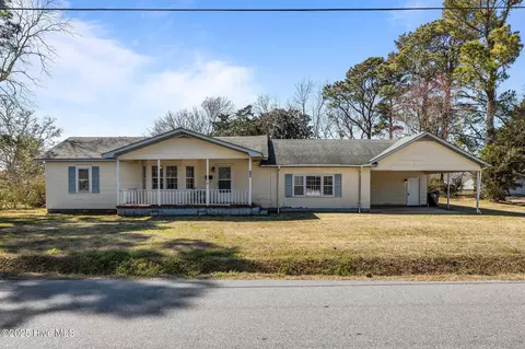 123 Sherwood Blvd, Beaufort, NC 28516