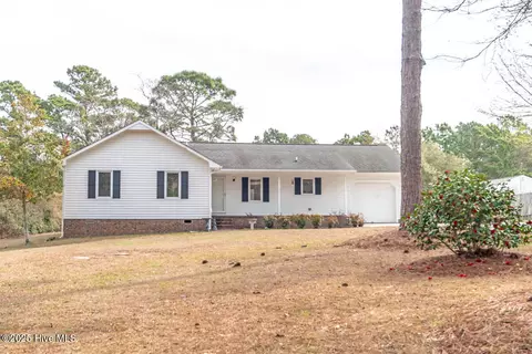 238 Star Hill Dr, Cape Carteret, NC 28584