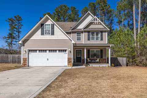 1396 Gould Rd, Jacksonville, NC 28540