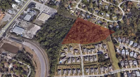 75 Snug Harbour Dr, Wilmington, NC 28405