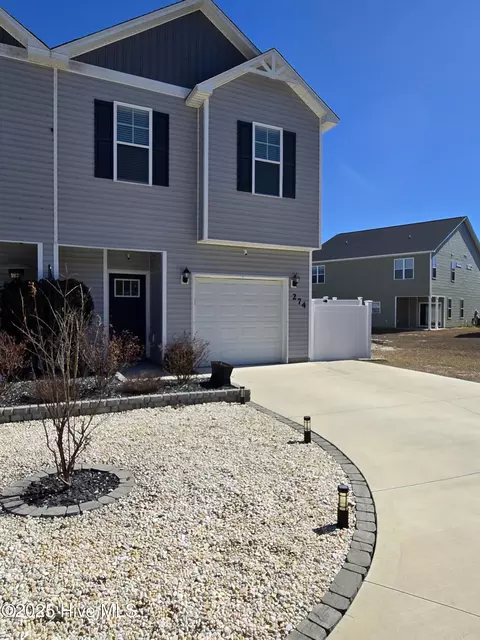 274 Currituck Dr, Holly Ridge, NC 28445