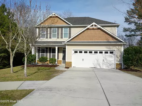 116 Pagoda Ct, Hampstead, NC 28443