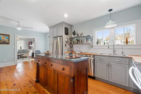 145 E Gale St, Edenton, NC 27932 photo 12