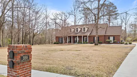358 Royal Bluff Rd, Jacksonville, NC 28540