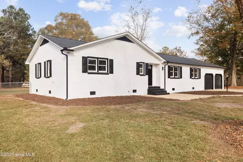 2006 Johnson Rd, Elizabeth City, NC 27909