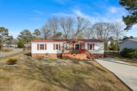2228 Lakeside Ave SW, Supply, NC 28462