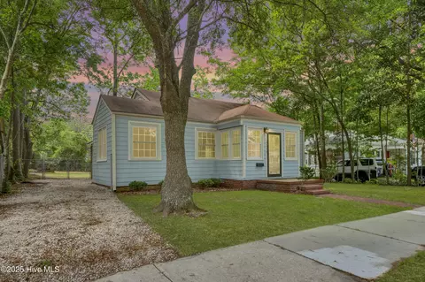 2218 Klein Rd, Wilmington, NC 28405