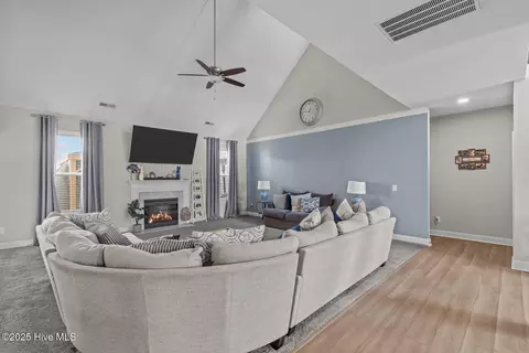 Entry Way - 104 Pine Lakes Dr, Maple Hill, NC 28454 photo 6 of 17