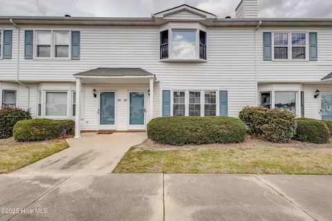1103 Grovemont Dr #B4, Greenville, NC 27834