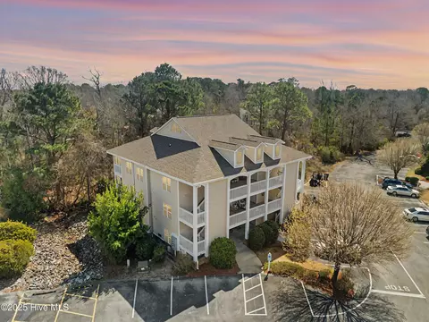 3350 Club Villas Dr # 1803, Southport, NC 28461