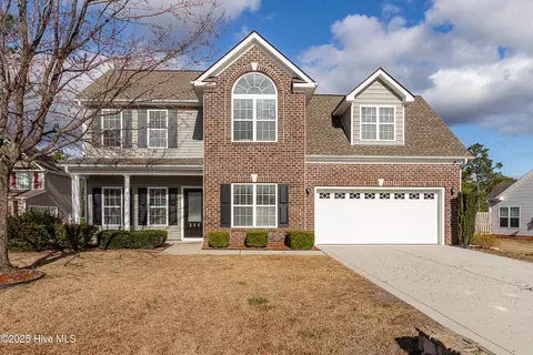 241 Inverness Dr, Hubert, NC 28539