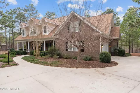 54 Abbottsford Dr, Pinehurst, NC 28374 photo 5
