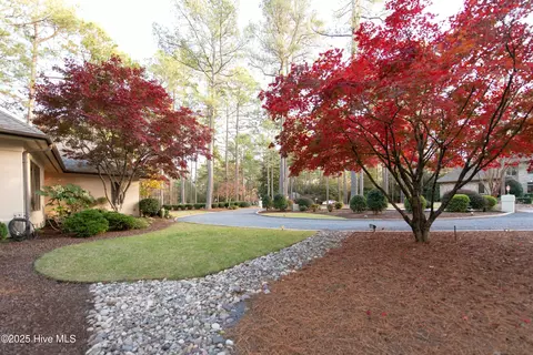 20 Pinewild Dr, Pinehurst, NC 28374 photo 58