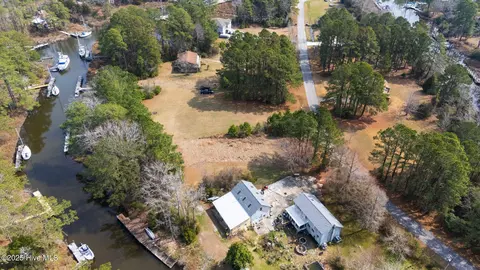 6009 Harbour Way, Oriental, NC 28571