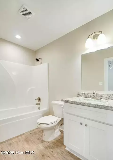 136 Holly Tree Lane Ln, Hampstead, NC 28443 photo 10
