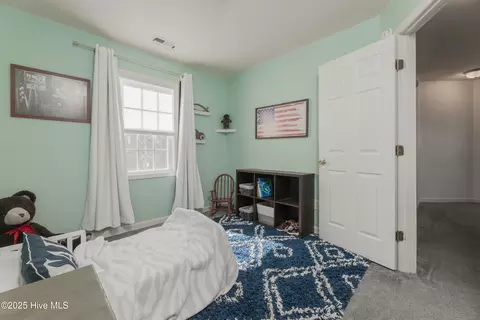 Bedroom - 109 Spain Dr, Hubert, NC 28539 photo 7 of 10